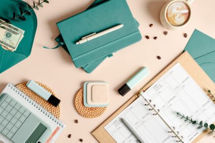 How To Stop Living Paycheck to Paycheck
