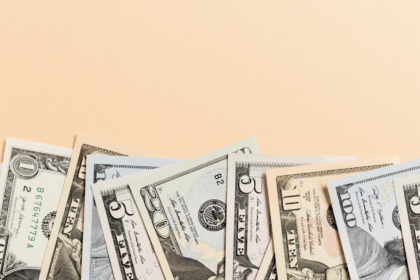 16 Low Effort Side Hustles That Can Make You Extra Money