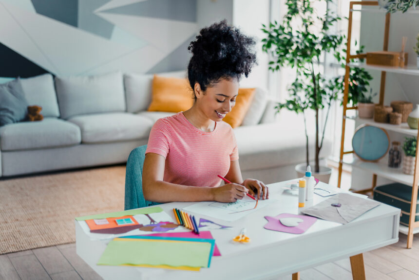 41 Easy Ways for Females to Make Money Online