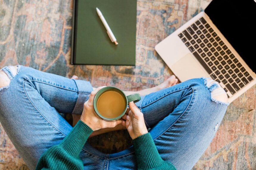 How To Decide What To Blog About if You Want To Make Money