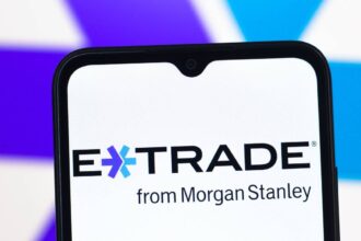 No-Fee Index Funds: E-Trade Vs. Fidelity