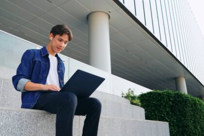 7 Best High-yield ETFs For Unlocking Passive Income In 2025