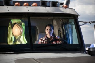 Semi-Truck Financing Pros And Cons