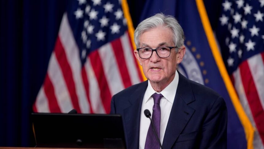 Survey: Market Pros Reveal Their Grades For Jerome Powell's Tenure As Head Of The Federal Reserve