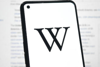 Wikipedia Traffic Down As AI Answers Rise