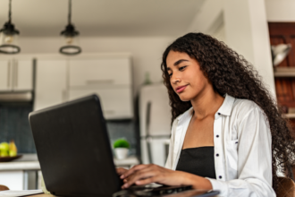 6 Best Investments For Beginners: A Complete Guide