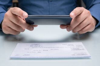 What is mobile check deposit and how to use it