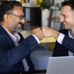 B2B Buyers Trust Peers Over AI Chatbots, Report Finds